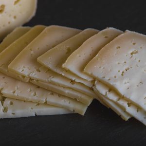 Queso curado de oveja (pieza 600 g aprox.)