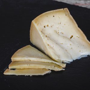 Queso ahumado madurado de vaca (500 g aprox.)